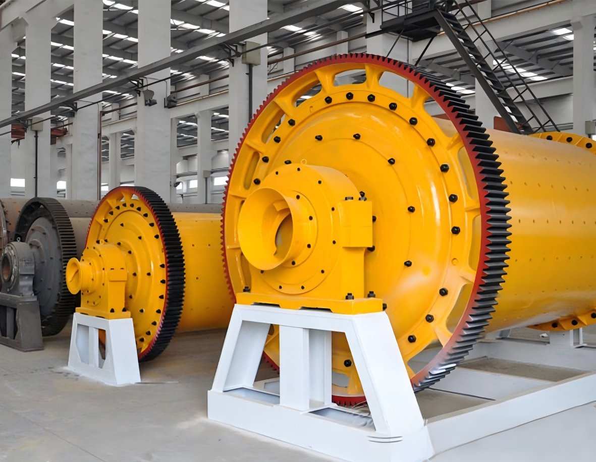 Tipo de desbordamiento de gran capacidad de molino de bolas de gran tamaño, equipo de molienda mineral de gran capacidad para procesamiento de líneas de beneficio de oro, hierro, estaño a gran escala