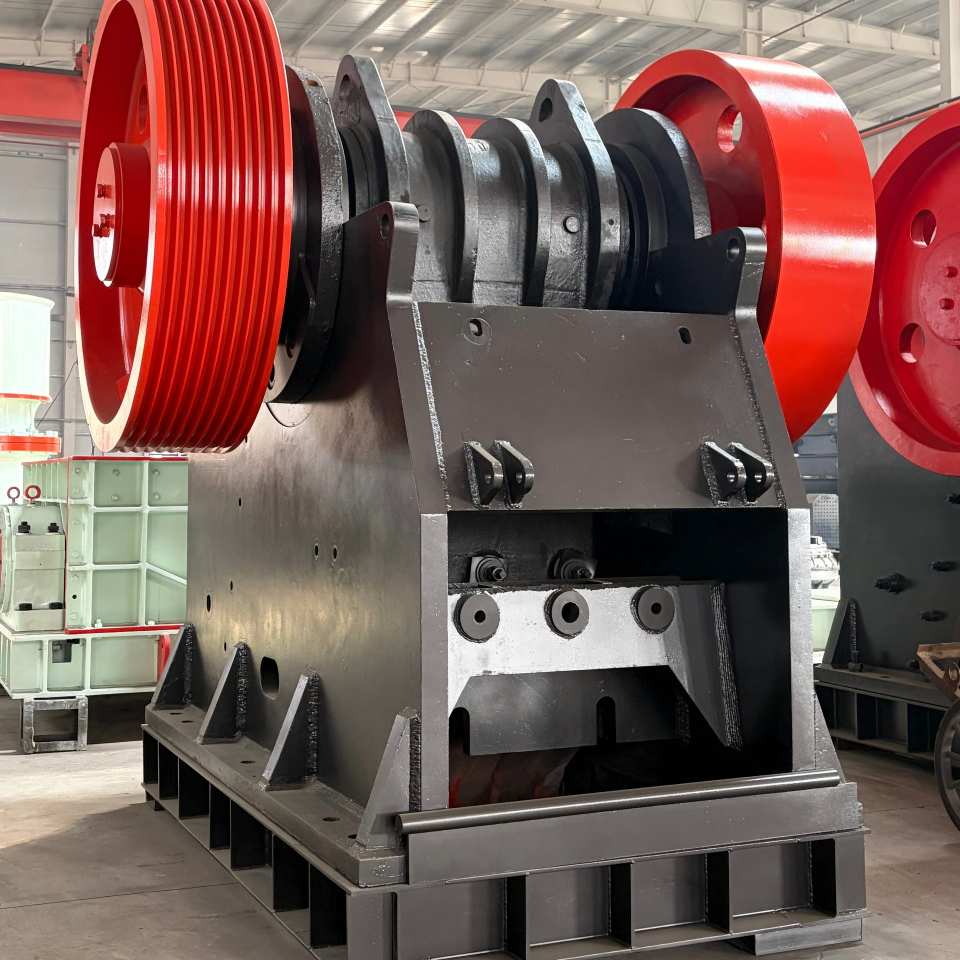 Cone Crusher vs Gyratory Crusher — ¿Cuál es la trituradora primaria adecuada para tu operación?