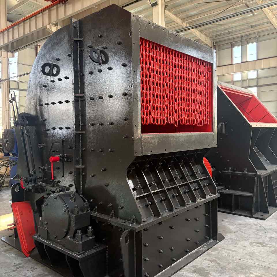 Gran trituradora de martillos pesados, Molino de martillos pesados de alta capacidad, Máquina de trituración de roca y caliza para minería y cantera